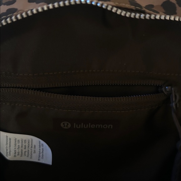 NWT - Lululemon Everywhere Backpack Mini 4L Metal Hardware - Picture 13 of 14